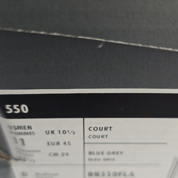 New Balance 550 in Navy, Beige & Light Blue - Picture 4 of 4